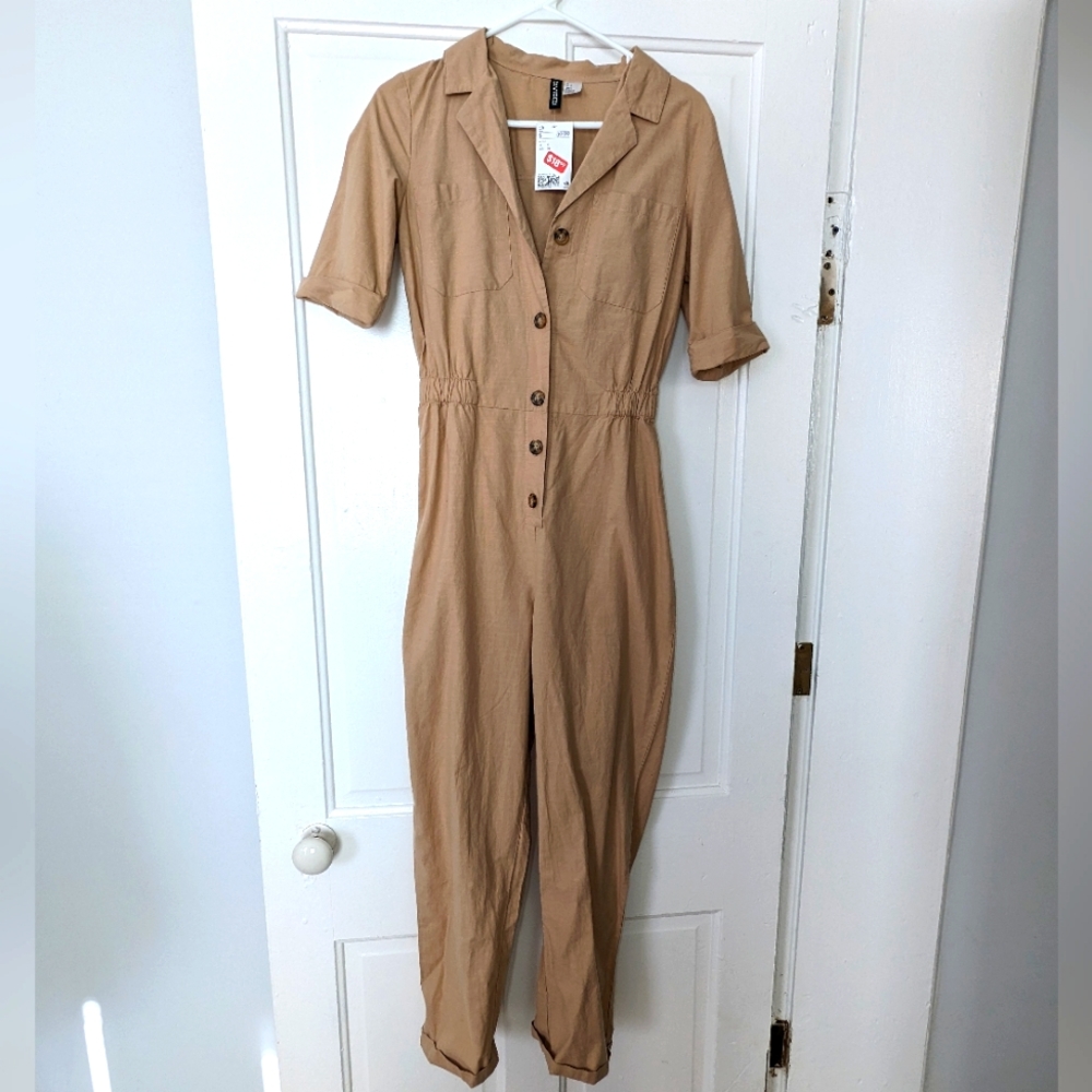 H&M - Size 4 Tan jumpsuit